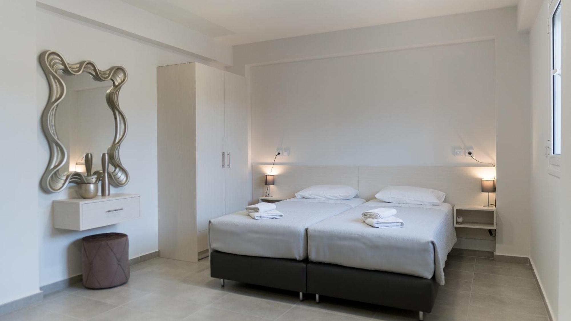 Dion Apartments Laganas Esterno foto